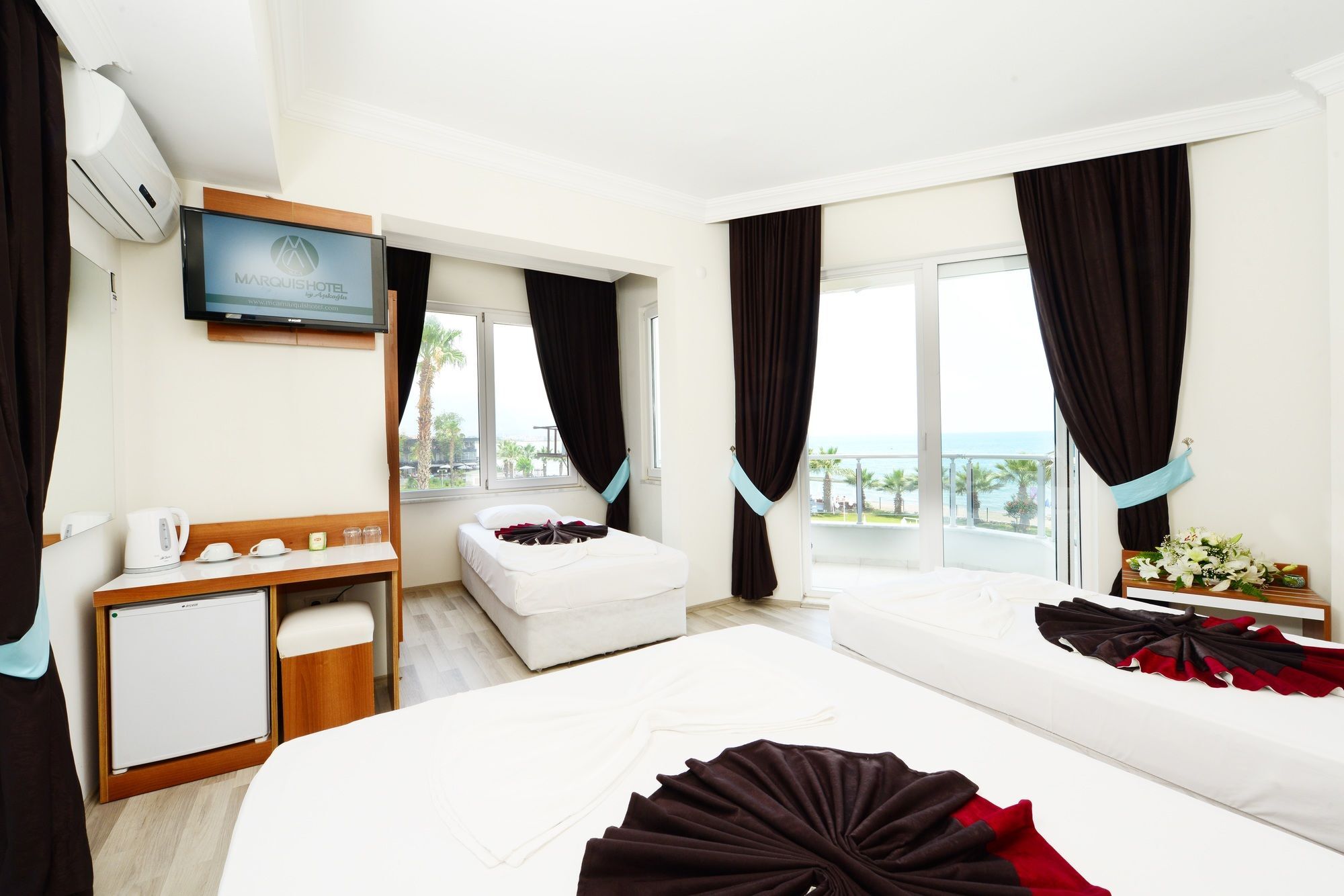 M.C.A Marquis Hotel Аланя Екстериор снимка